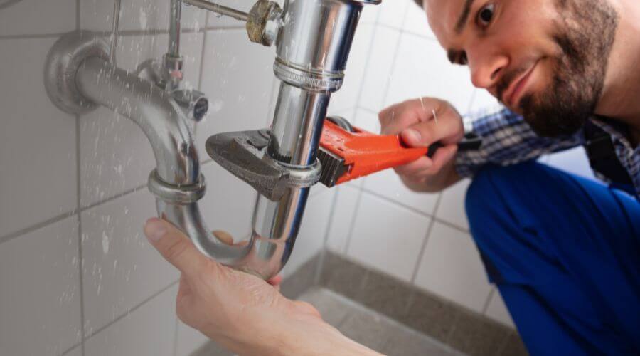 Professional same day plumber services in Beckemeyer, IL